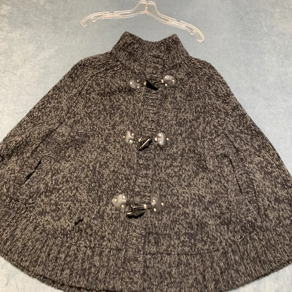 Michael Kors Cape Poncho Sweater Womens M Grey Wool Knit Toggle Button Mock Neck